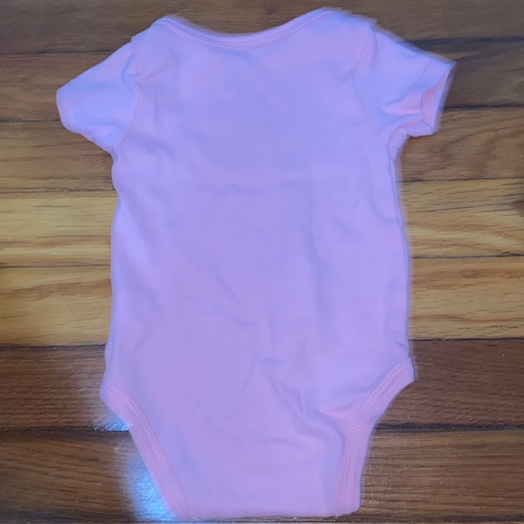 Le Top Bebe Baby Pink Snap Onesie - Picture 4 of 4
